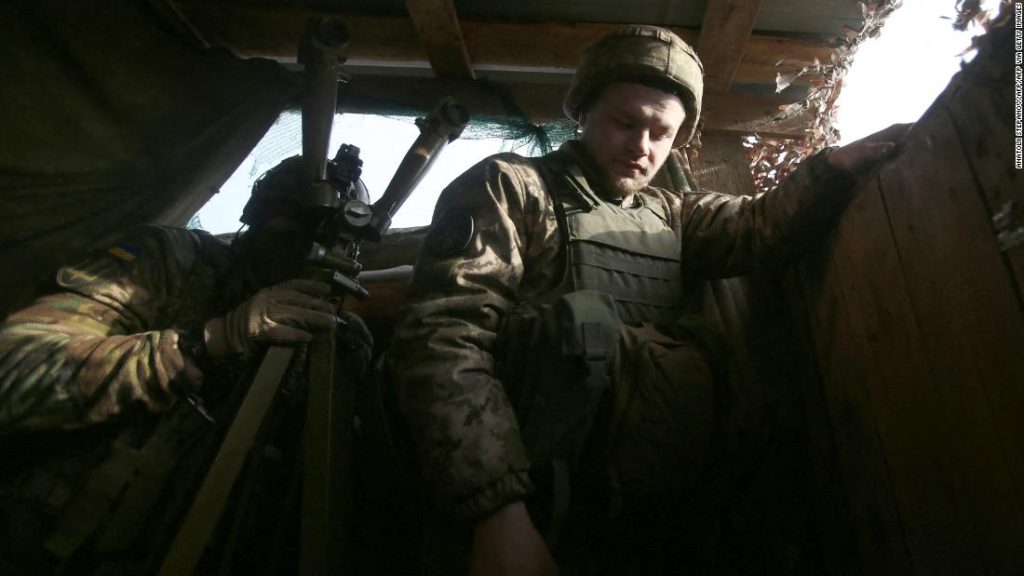I separatisti dell'Ucraina orientale ordinano l'evacuazione di massa mentre l'Ucraina avverte della provocazione russa