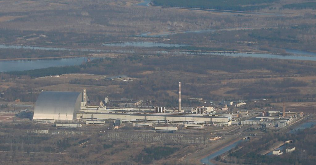 Le forze russe prendono il controllo della centrale di Chernobyl - Funzionario ucraino