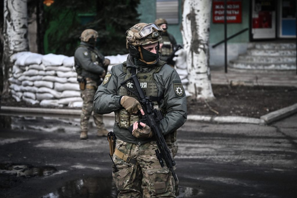 Analista: Putin cerca un cambio di regime, che potrebbe invadere l'Ucraina