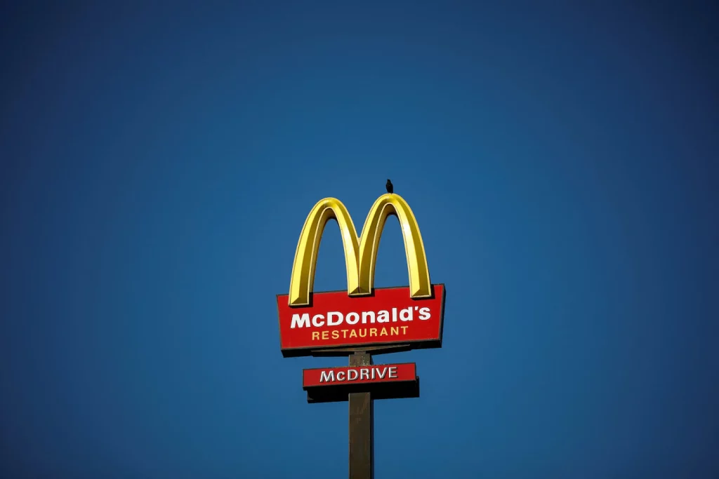 Carl Icahn inizia una lotta per procura con McDonald's per il benessere dei maiali