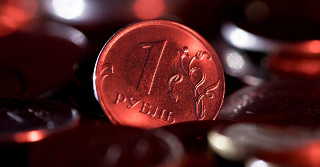 La Russia intensifica la sua rappresaglia economica offrendo di riacquistare eurobond per il rublo