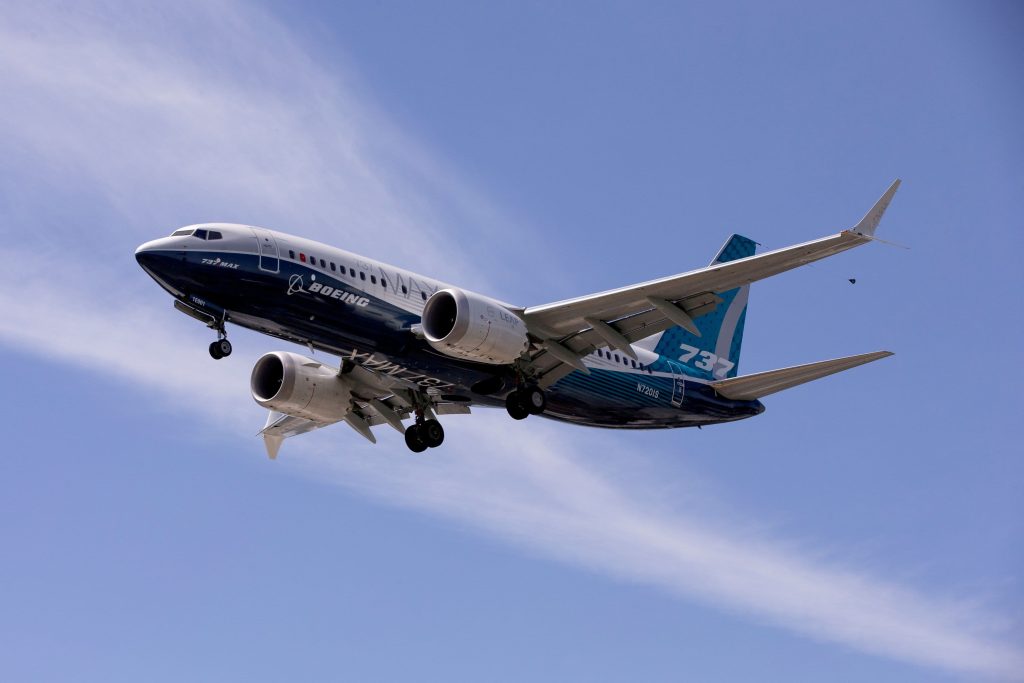 Le spedizioni Boeing diminuiscono a febbraio, il problema con Dreamliner rimane