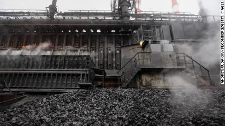 L'Europa propone il divieto di importazione di carbone russo