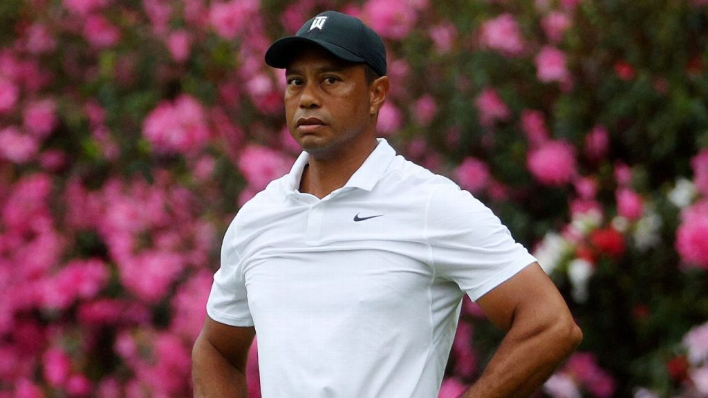 Scommettere il denaro che scorre su Tiger Woods per vincere il Masters come un tiro lungo