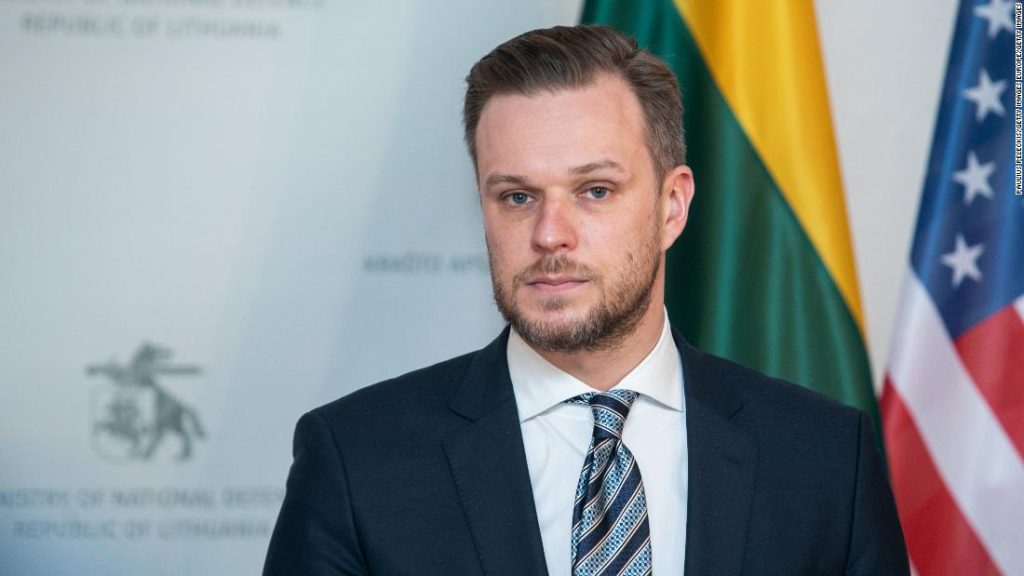Il ministro degli Esteri lituano chiede l'impeachment di Putin, si aspetta che il leader russo diventi più instabile con l'aumento delle perdite