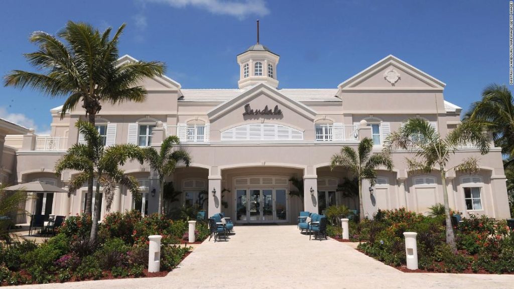 Il bilancio delle vittime del resort di Sandals: 3 americani uccisi a Exuma, secondo il primo ministro ad interim delle Bahamas