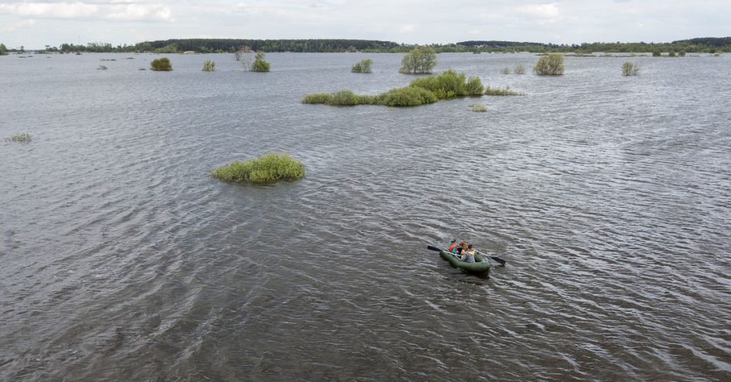 Il diluvio salva il villaggio ucraino dall'occupazione russa
