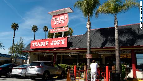 Il commerciante originale Joe a Pasadena, in California.  È stato aperto nel 1967.
