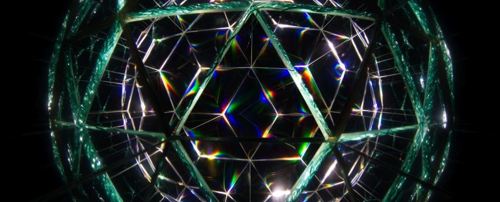 Due cristalli sono stati collegati con successo insieme per la prima volta
