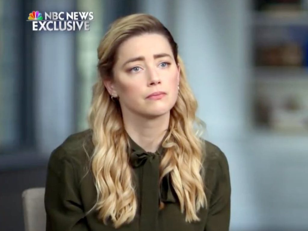 L'ultima intervista di Amber Heard: Johnny Depp accusa il suo ex di "reimmaginare" il caso al sit-in della NBC