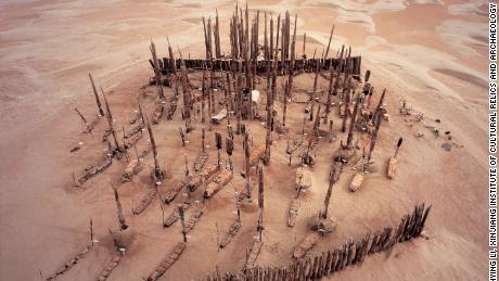 Il DNA rivela le origini inaspettate di misteriose mummie sepolte nel deserto cinese 