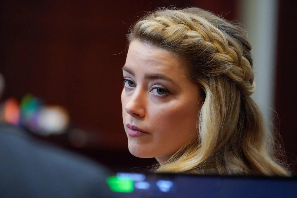 Il giudice respinge la richiesta di Amber Heard di invalidare il processo nel caso di Johnny Depp