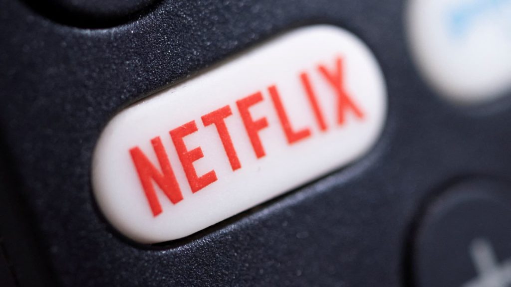 Azioni che fanno le mosse più grandi a mezzogiorno: Netflix, Bristol-Myers e altro ancora