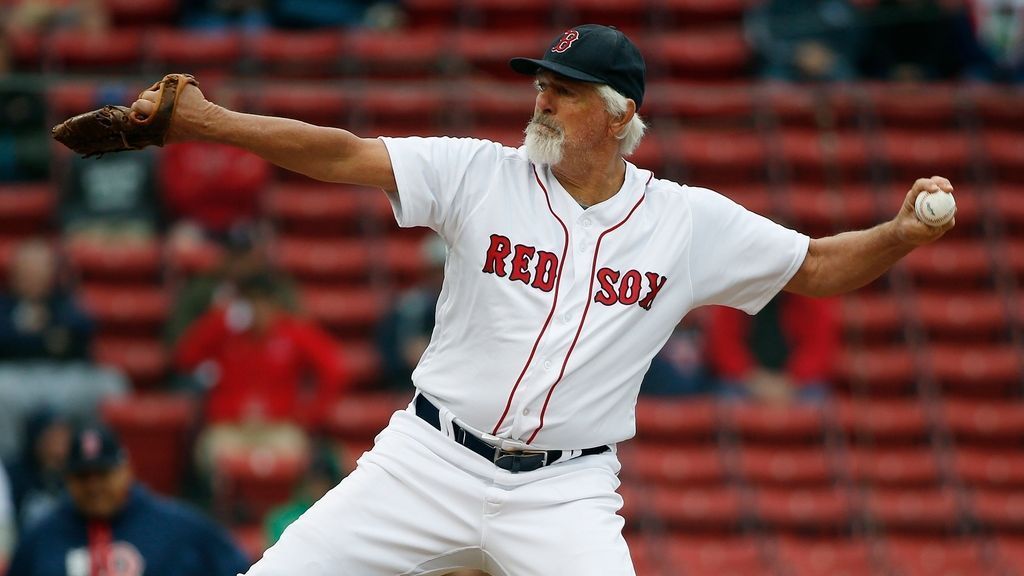 L'ex lanciatore dei Boston Red Sox Bill Lee "non respirava" dopo l'incidente, si è ripreso