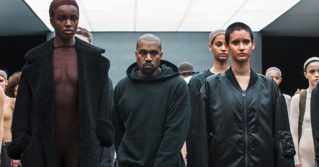 Adidas pone fine alla partnership di Kanye West sull'antisemitismo e l'incitamento all'odio