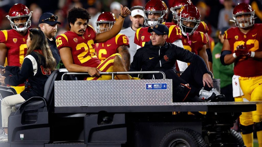 Il vagone USC di Travis Dye è stato interrotto;  Lincoln Riley dice che la stagione è probabilmente finita