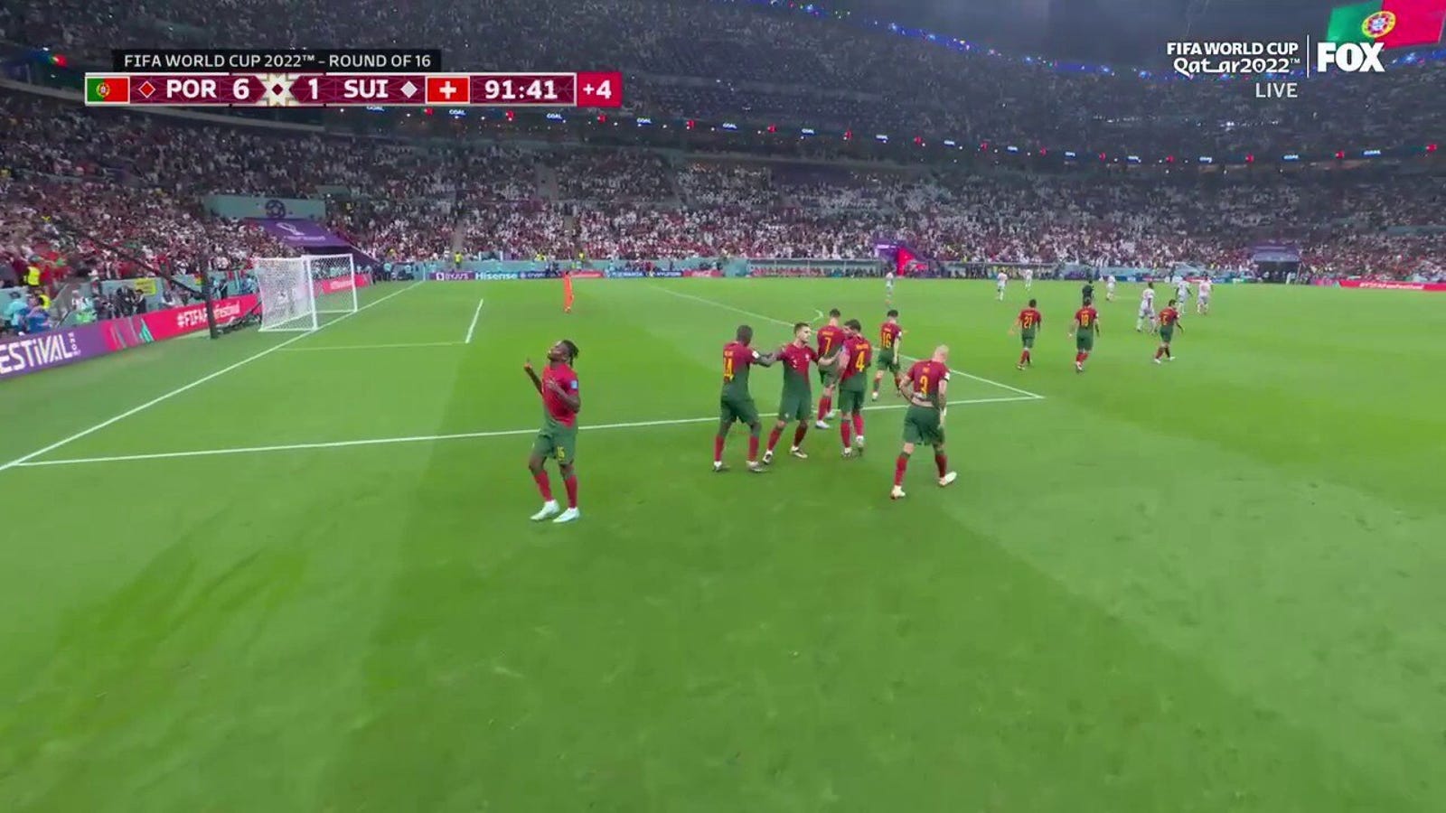 Il portoghese Rafael Leao segna un gol contro la Svizzera 90+2'