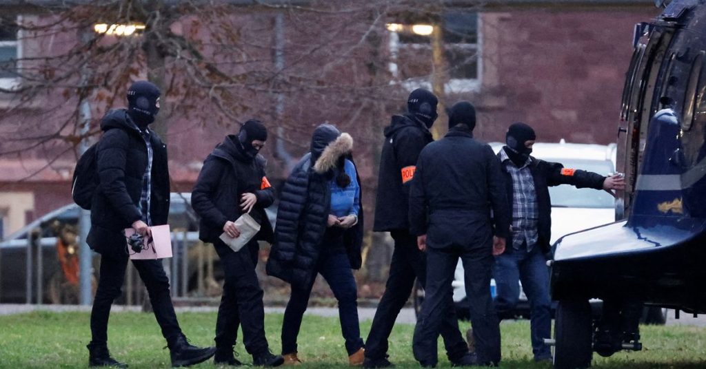 La polizia tedesca si sta preparando per ulteriori arresti dopo aver sventato un complotto golpista